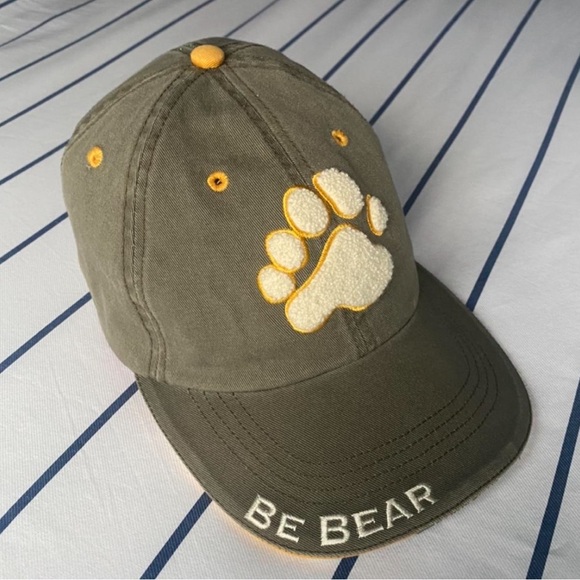 Accessories - vintage vermont teddy bear company baseball cap